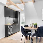 Unique And Modern Floor - Super
